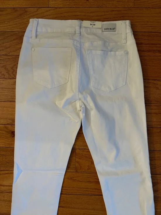 NWT Judy Blue White Jeans - Mid Rise Skinny Fit - Picture 6 of 9